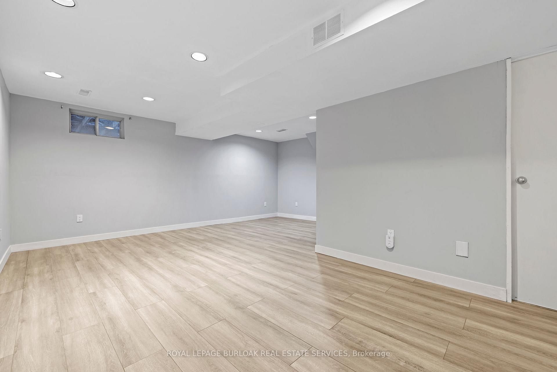 Photo 29 of 2483 Whittaker Drive, Burlington, Brant Hills — HOMEH