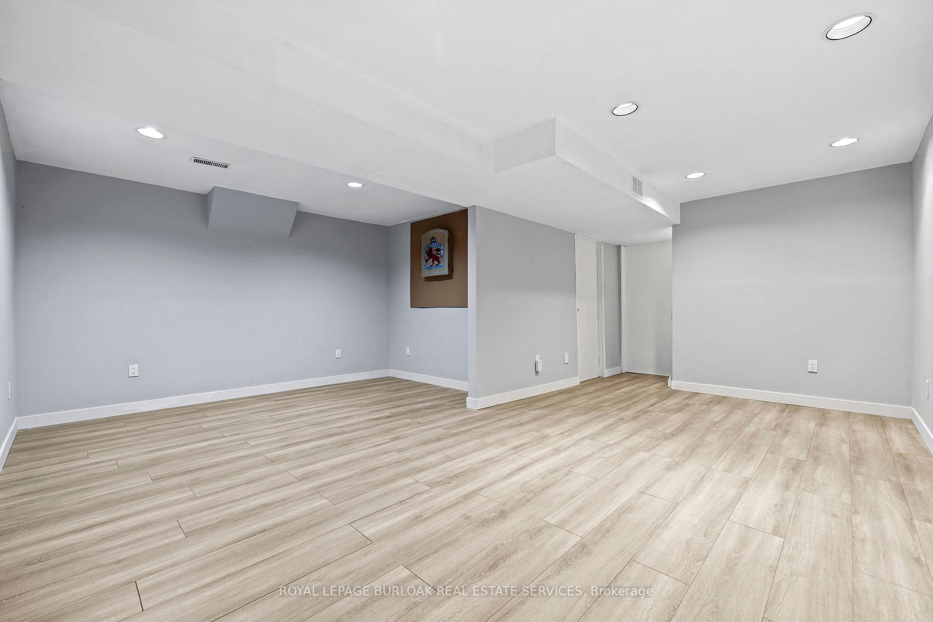 Photo 30 of 2483 Whittaker Drive, Burlington, Brant Hills — HOMEH