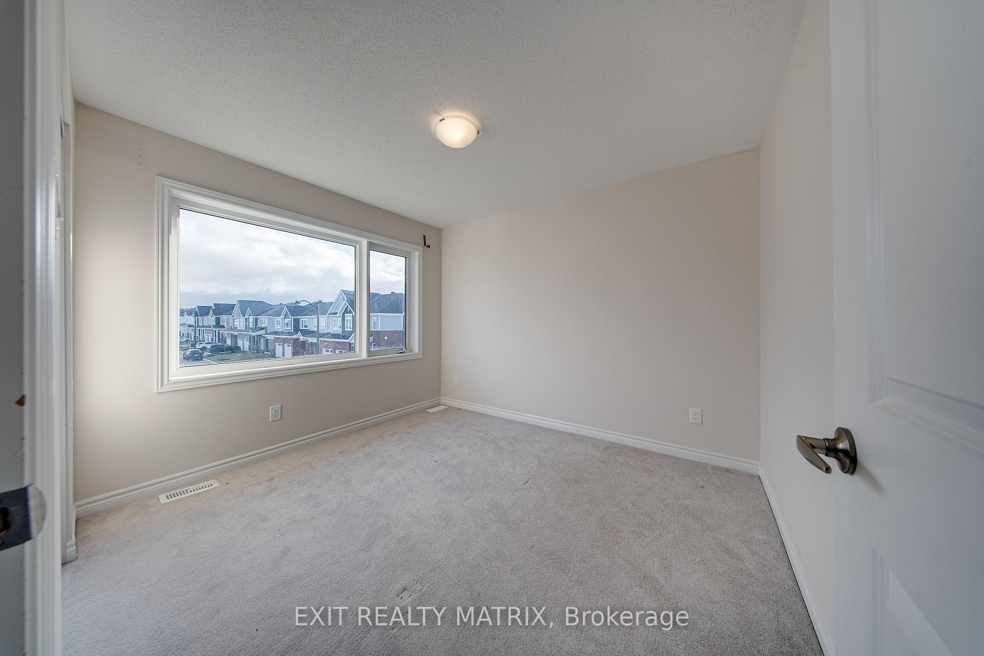 Photo 25 of 647 Chillerton Drive, Ottawa, Barrhaven - Half Moon Bay — HOMEH
