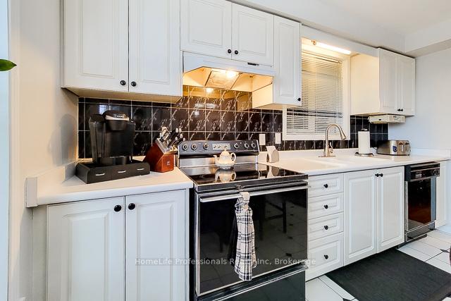 Photo 18 of 251 Alderlea Avenue, Hamilton, Rural Glanbrook — HOMEH