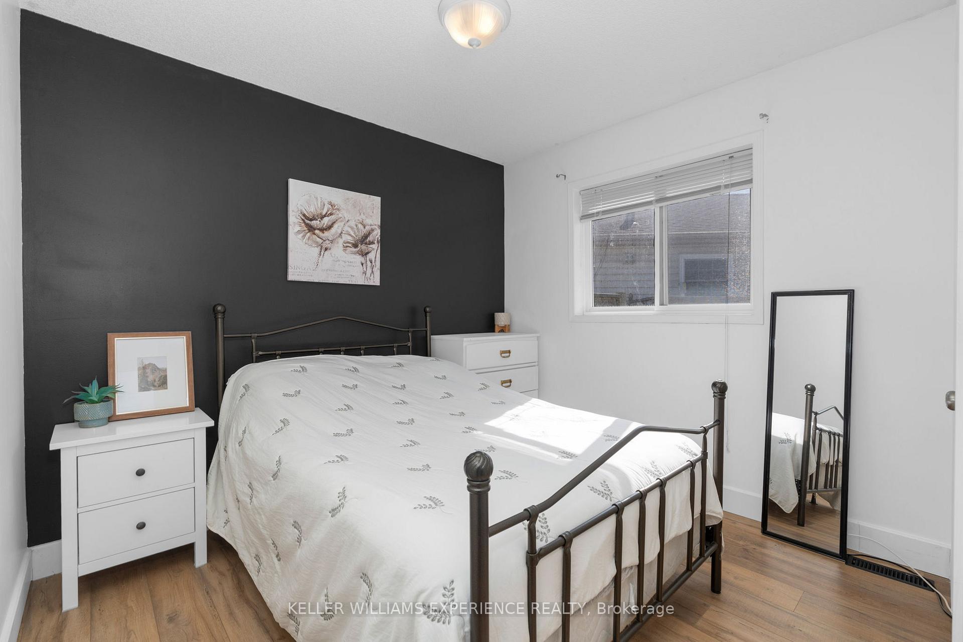 Photo 7 of 34 Assiniboine Drive, Barrie, Holly — HOMEH