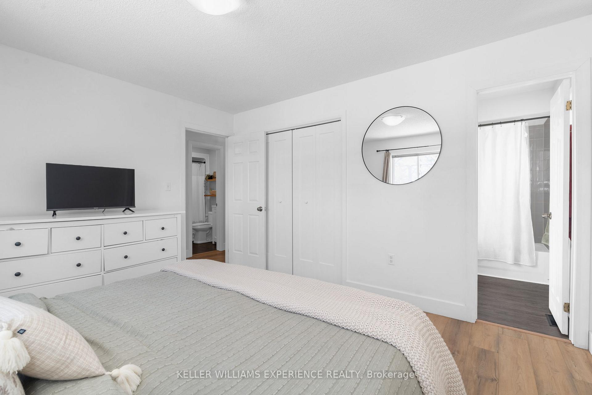 Photo 16 of 34 Assiniboine Drive, Barrie, Holly — HOMEH