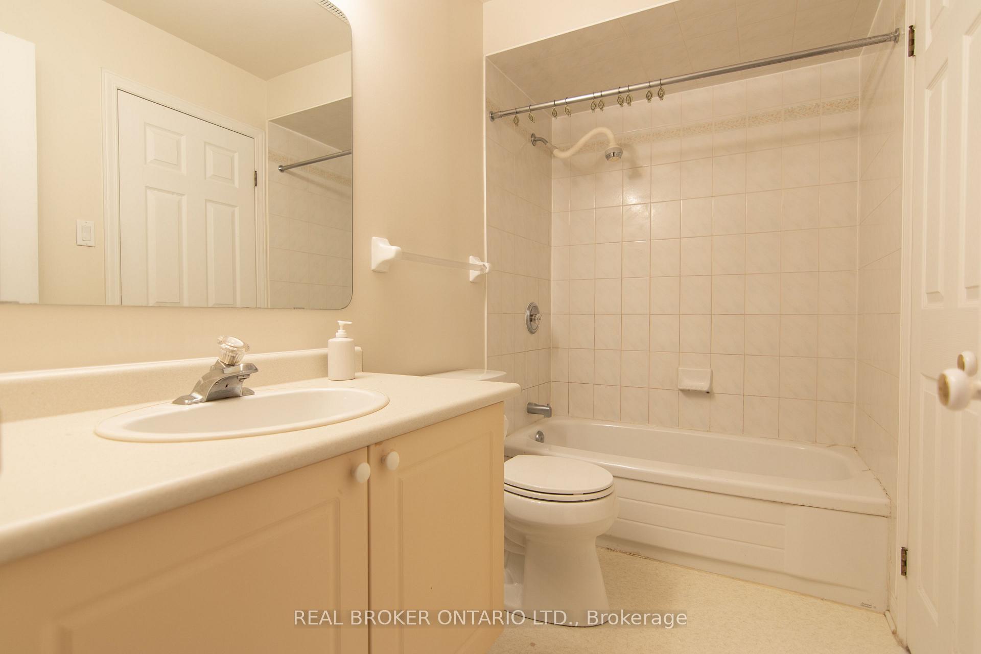 Photo 18 of 57 Locheland Crescent, Ottawa, Barrhaven East — HOMEH
