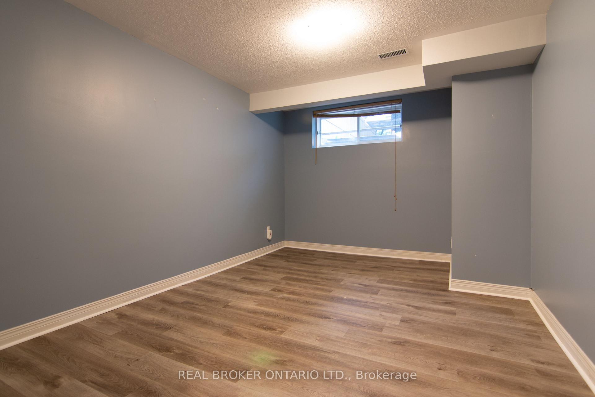 Photo 23 of 57 Locheland Crescent, Ottawa, Barrhaven East — HOMEH