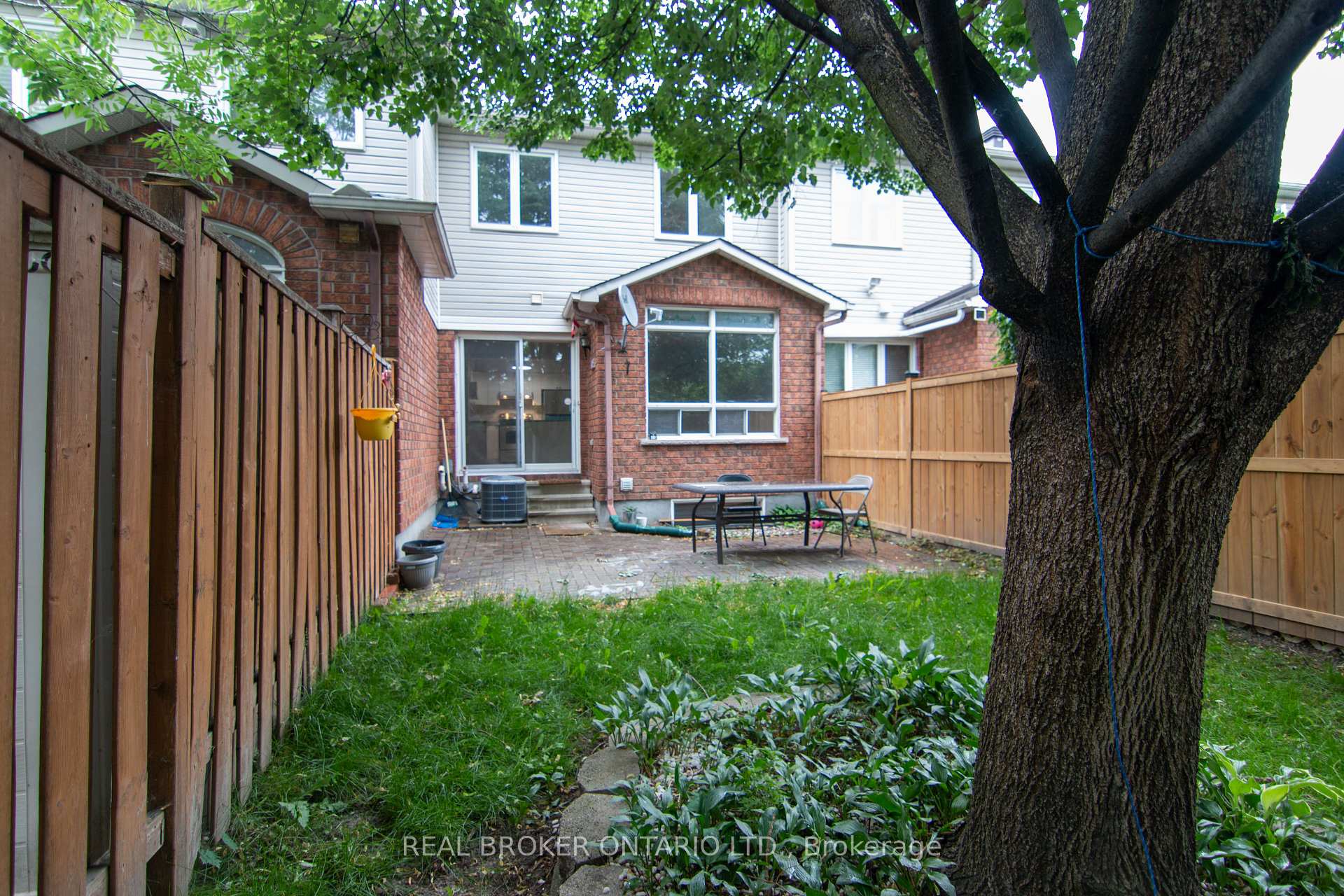 Photo 27 of 57 Locheland Crescent, Ottawa, Barrhaven East — HOMEH