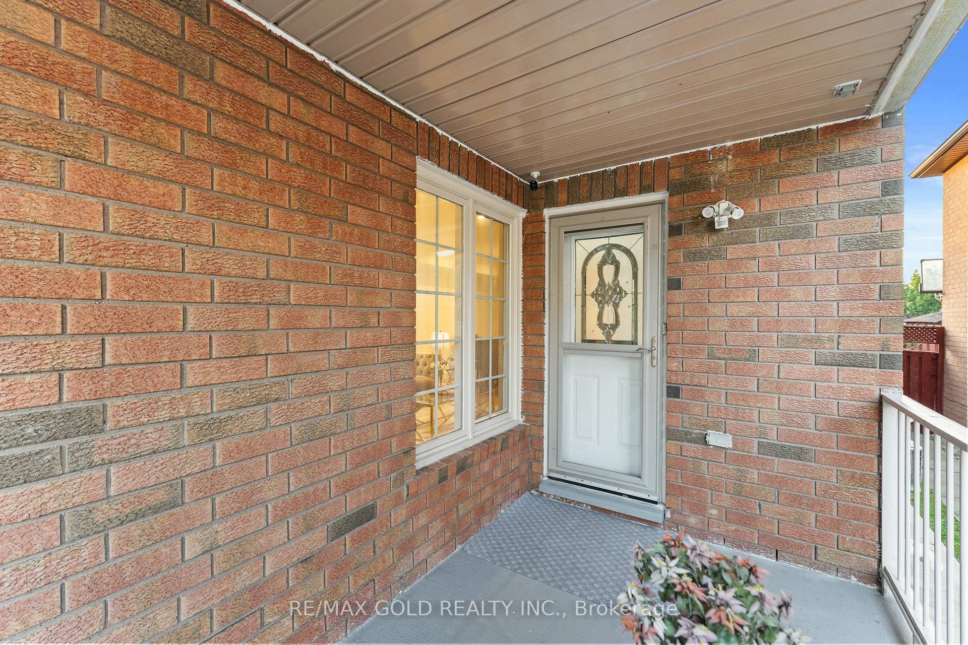 Photo 5 of 83 Mount Ranier Crescent, Brampton, Sandringham-Wellington — HOMEH