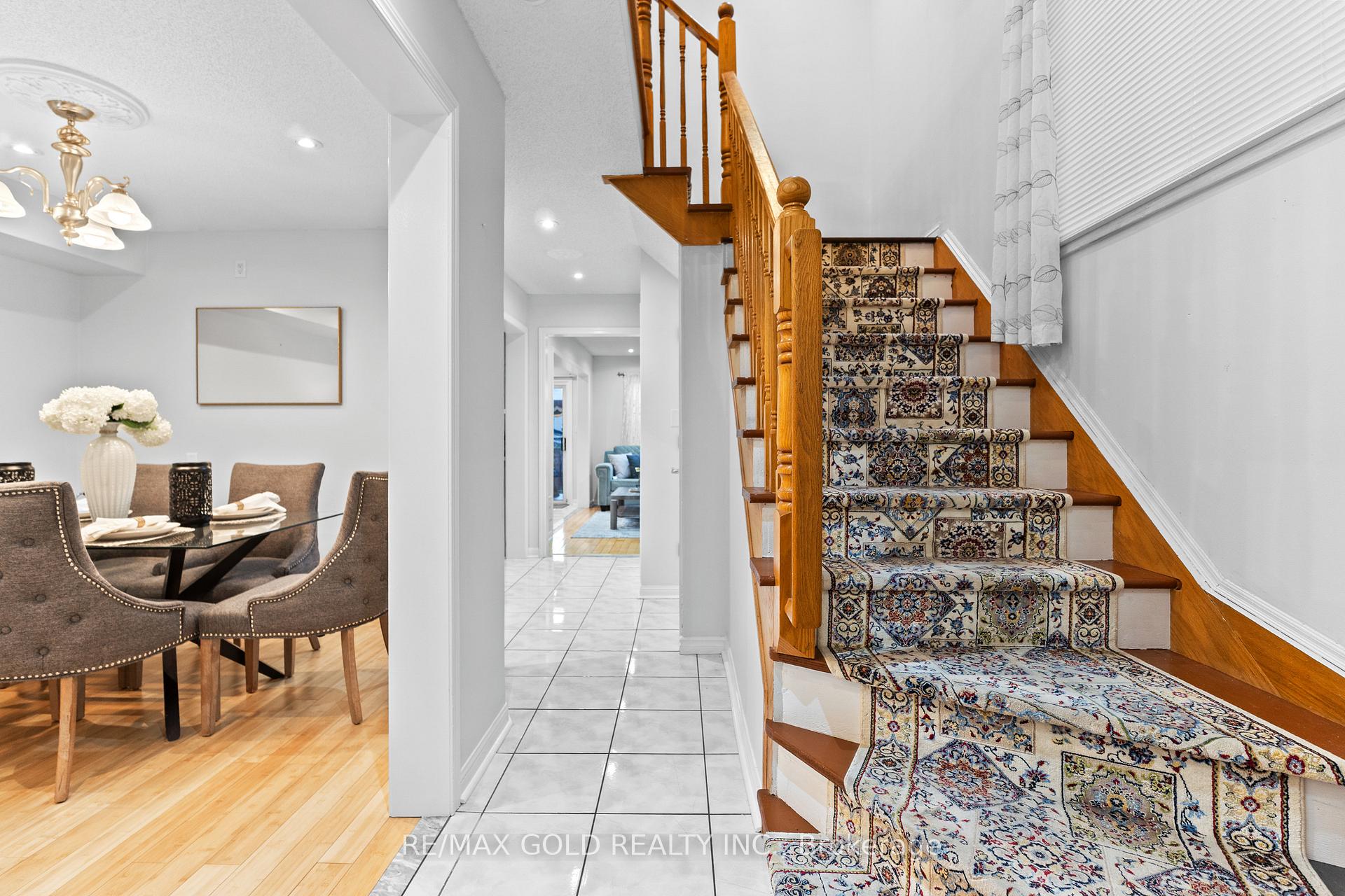 Photo 7 of 83 Mount Ranier Crescent, Brampton, Sandringham-Wellington — HOMEH