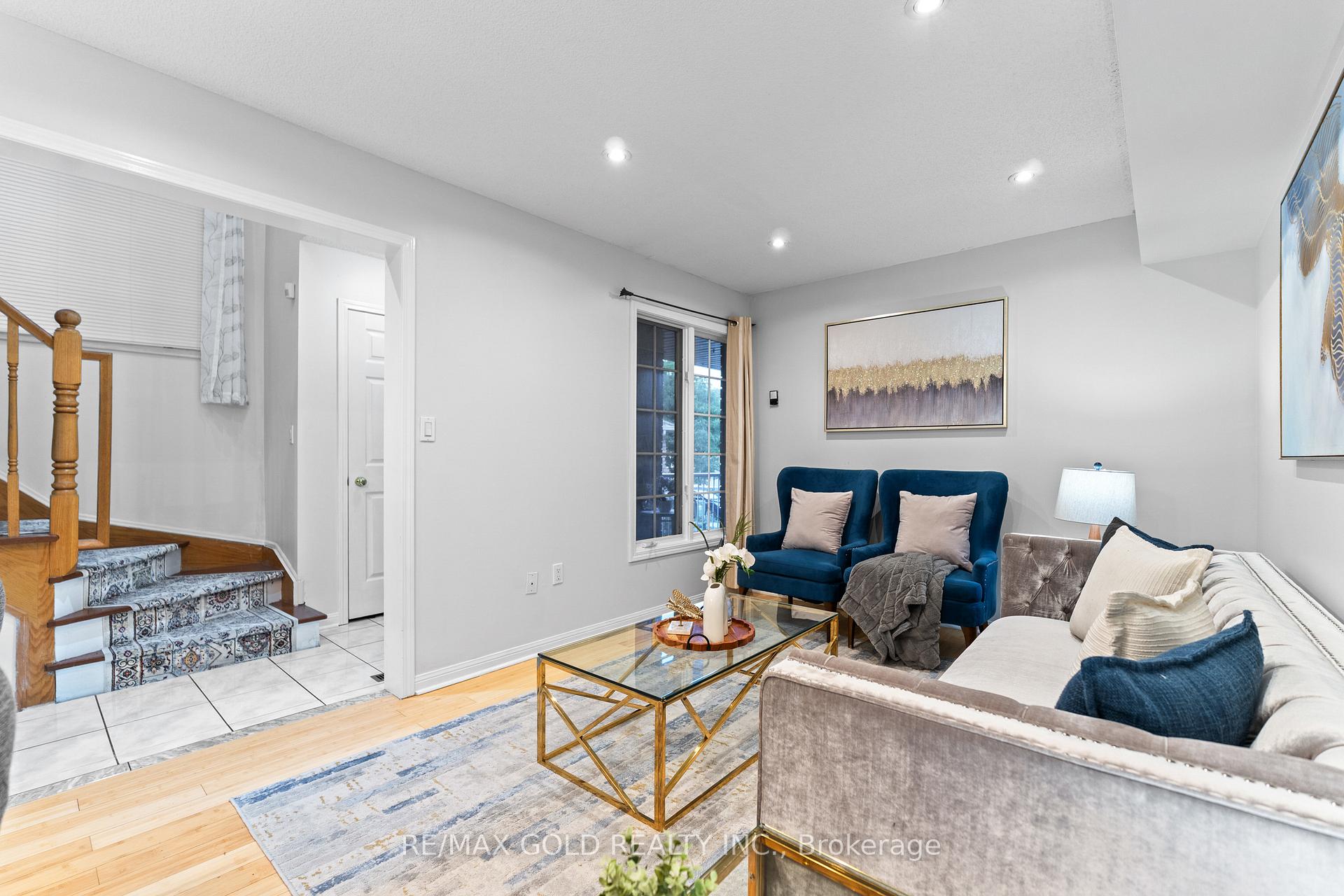 Photo 10 of 83 Mount Ranier Crescent, Brampton, Sandringham-Wellington — HOMEH