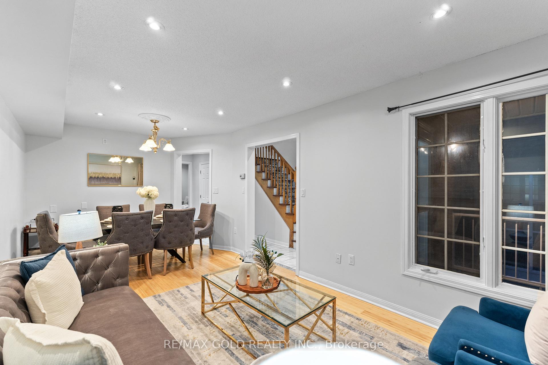 Photo 11 of 83 Mount Ranier Crescent, Brampton, Sandringham-Wellington — HOMEH