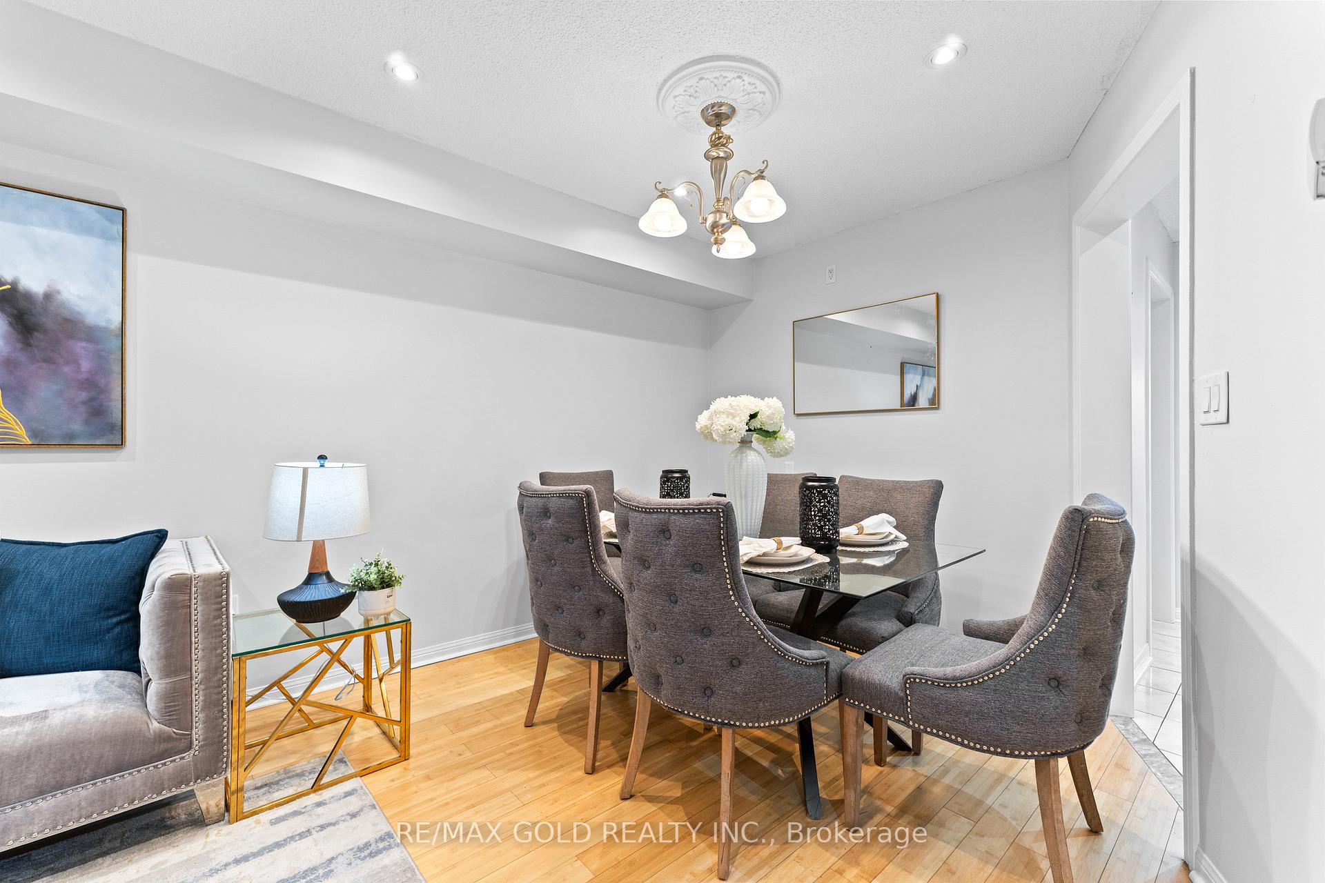 Photo 12 of 83 Mount Ranier Crescent, Brampton, Sandringham-Wellington — HOMEH