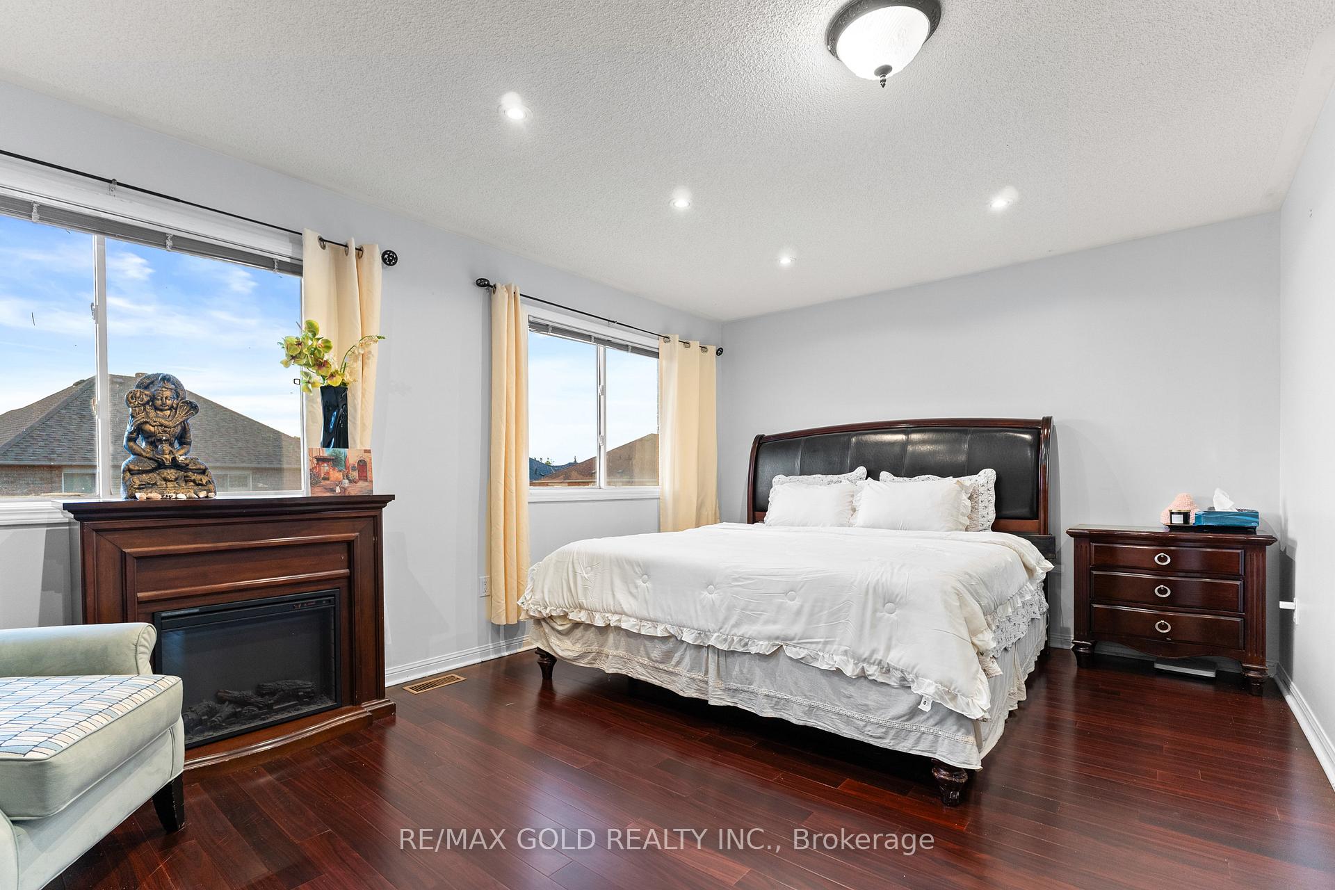 Photo 28 of 83 Mount Ranier Crescent, Brampton, Sandringham-Wellington — HOMEH