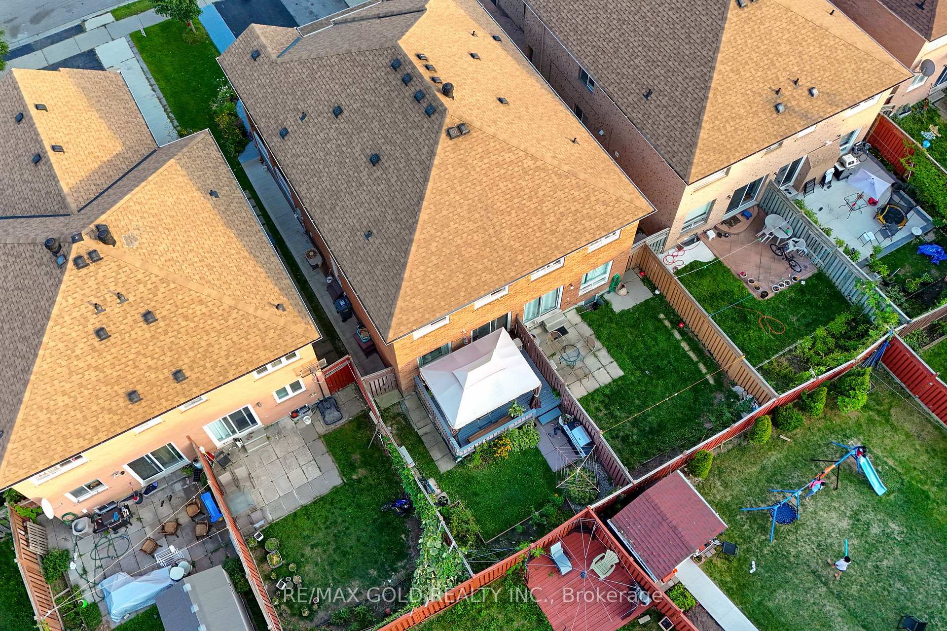 Photo 46 of 83 Mount Ranier Crescent, Brampton, Sandringham-Wellington — HOMEH