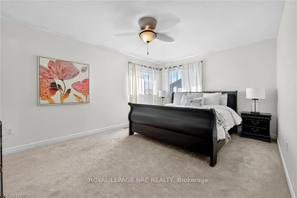 Photo 22 of 133 Eringate Drive, Hamilton, Stoney Creek — HOMEH