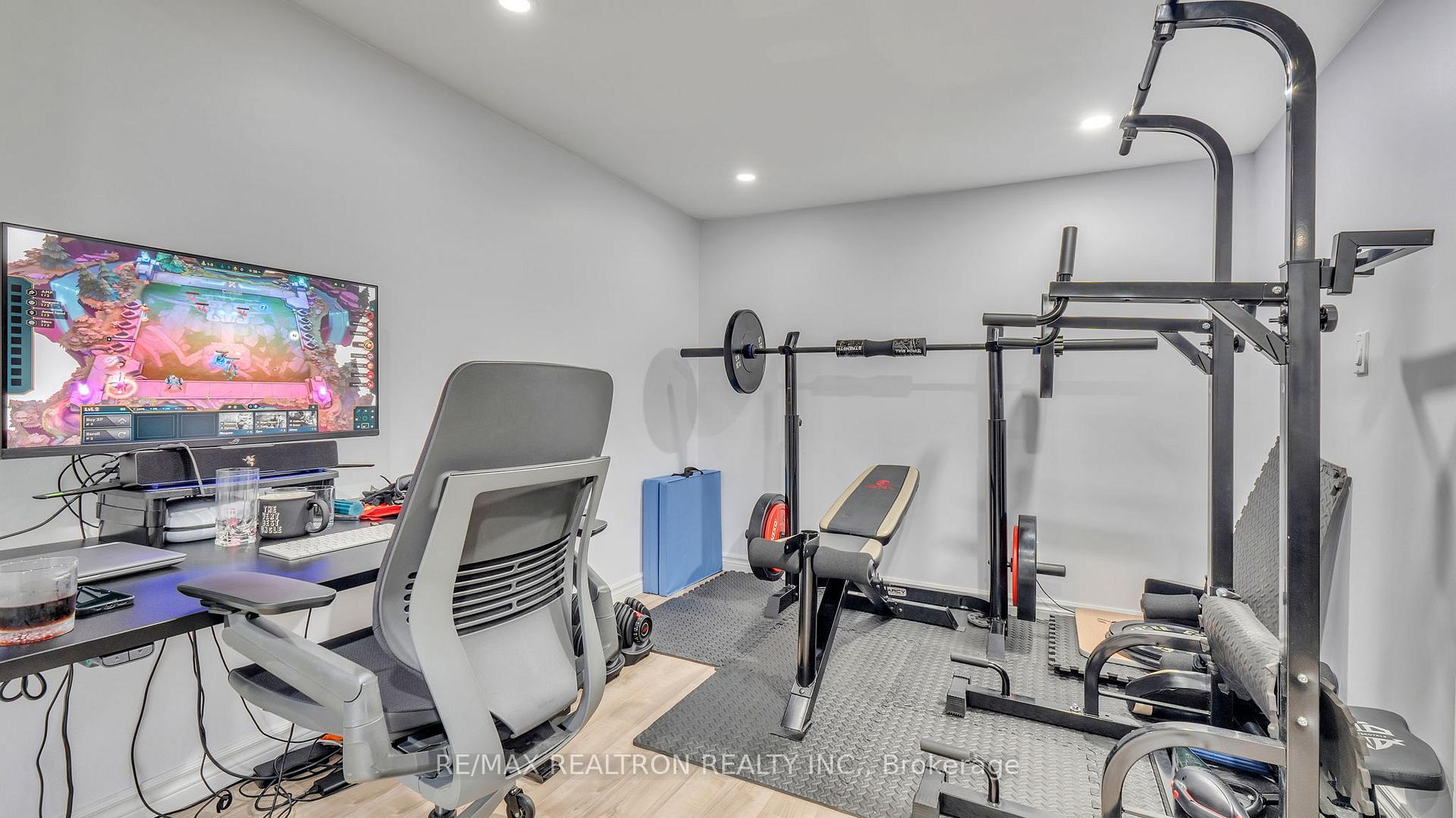 Photo 30 of 63 Dreyer Drive E, Ajax, South East — HOMEH