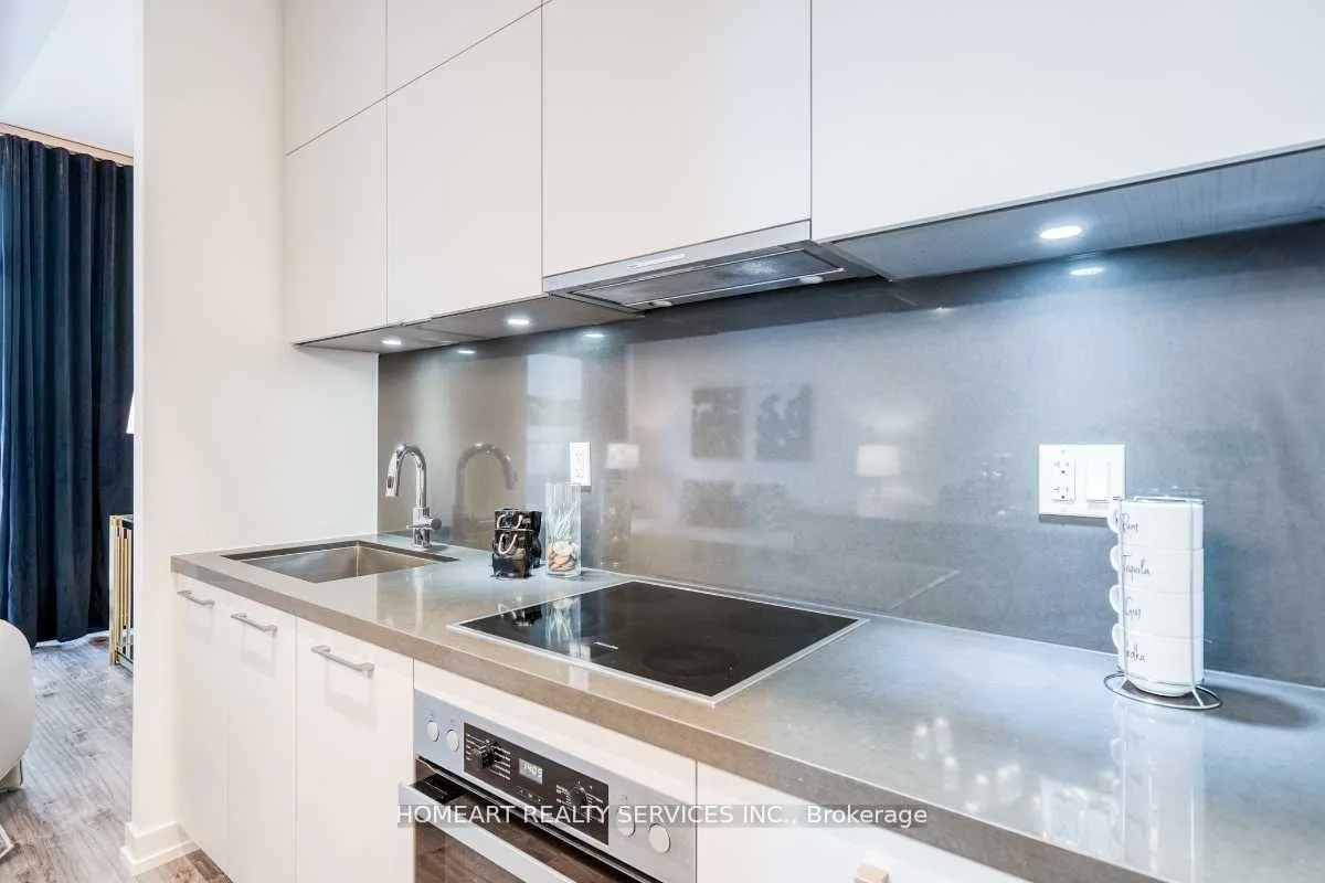 Photo 6 of Unit 308, 188 Cumberland Street, Toronto, The Annex — HOMEH