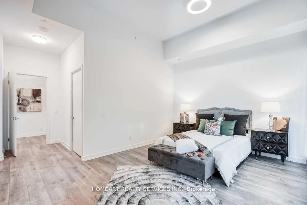 Photo 9 of Unit 308, 188 Cumberland Street, Toronto, The Annex — HOMEH
