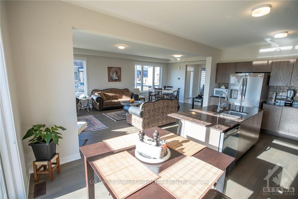 Photo 7 of 659 Fenwick Way, Ottawa, Barrhaven - Stonebridge — HOMEH
