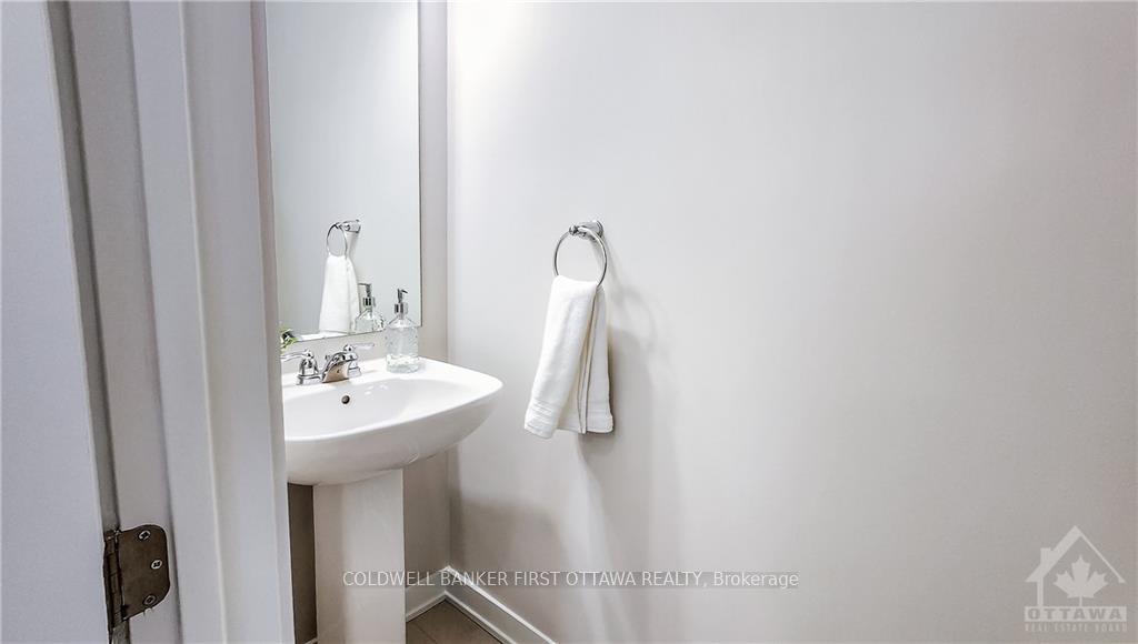 Photo 25 of 659 Fenwick Way, Ottawa, Barrhaven - Stonebridge — HOMEH