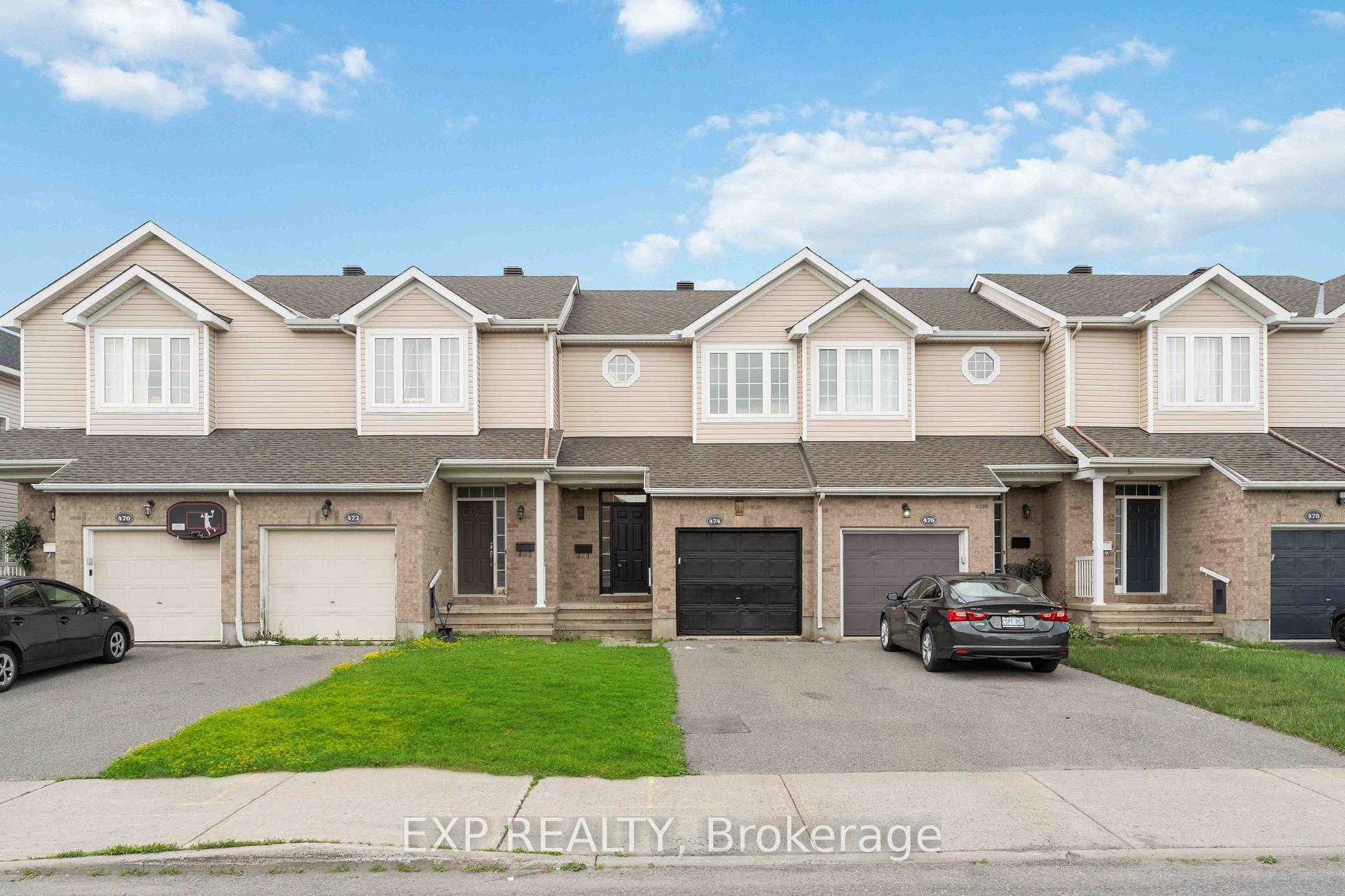 Front of 474 Claridge Drive