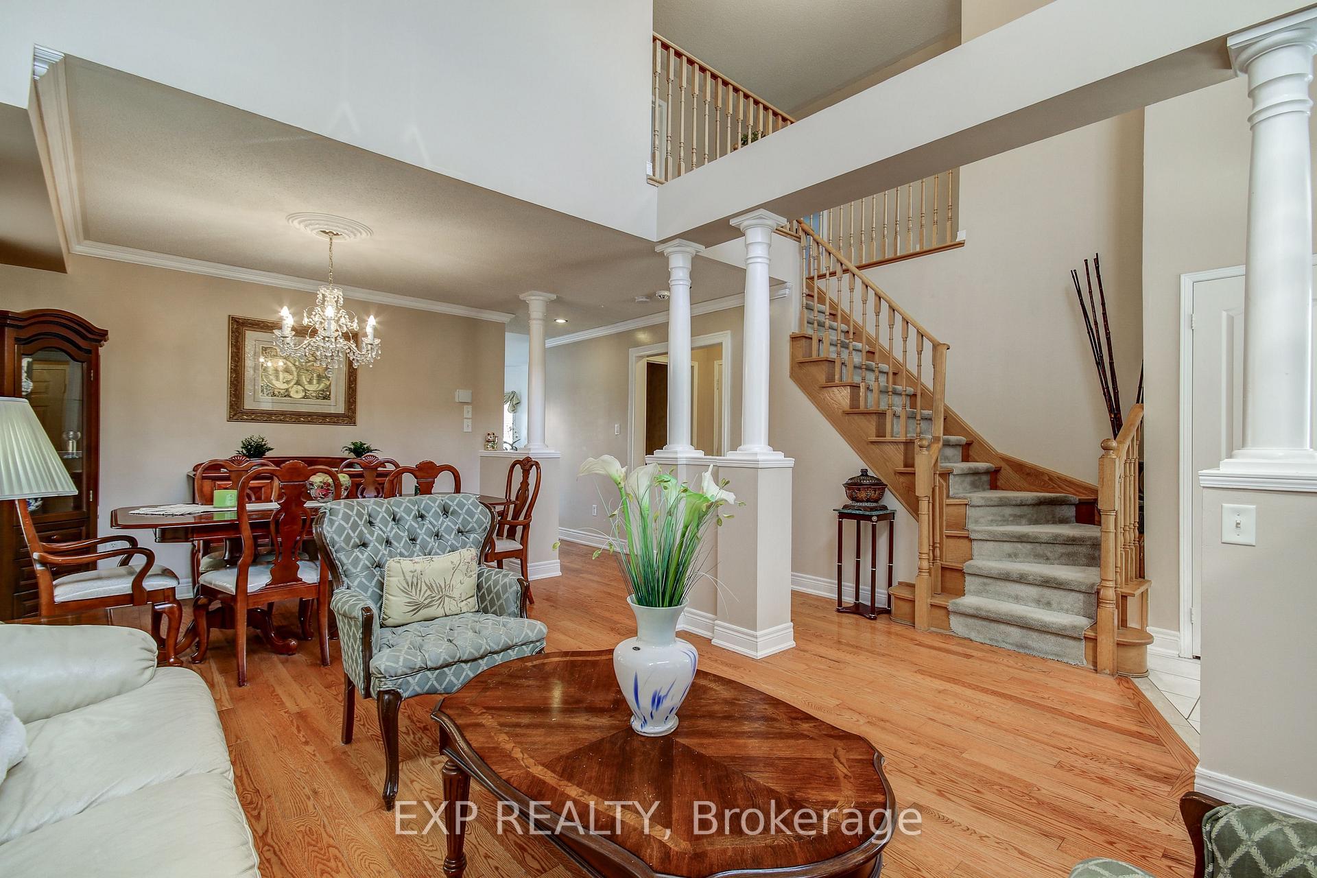 Photo 10 of 45 Marbleseed Crescent, Brampton, Sandringham-Wellington — HOMEH