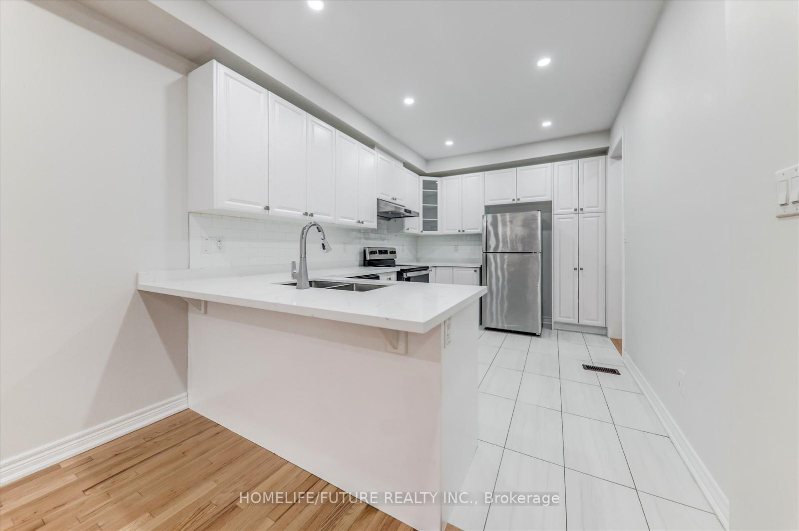 Photo 15 of 44 Haymarket Drive, Brampton, Northwest Brampton — HOMEH