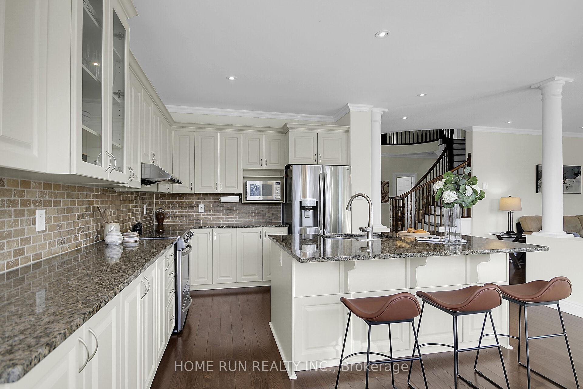 Photo 9 of 625 New Liskeard Crescent, Ottawa, Barrhaven - Hearts Desire — HOMEH
