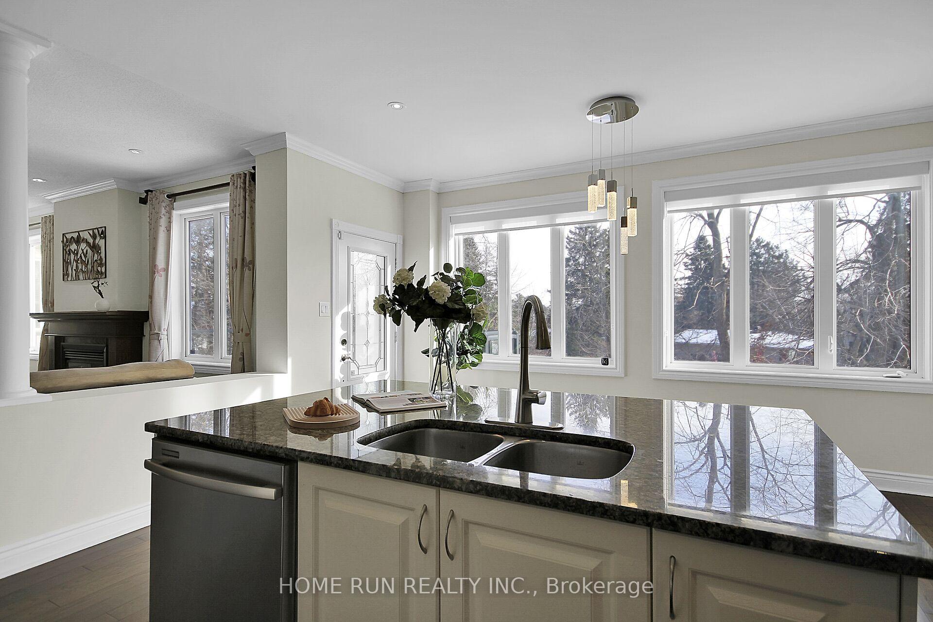 Photo 10 of 625 New Liskeard Crescent, Ottawa, Barrhaven - Hearts Desire — HOMEH