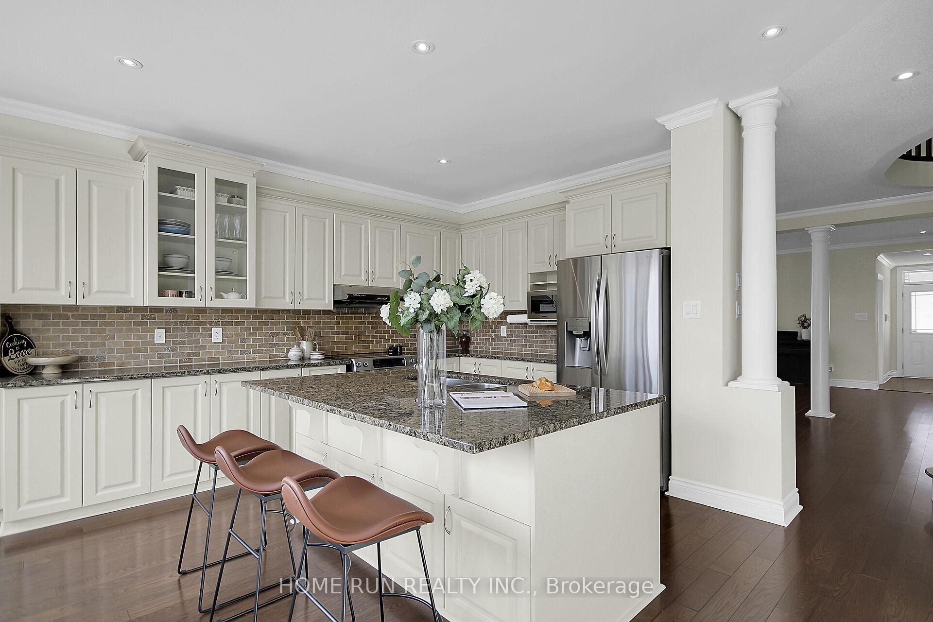 Photo 11 of 625 New Liskeard Crescent, Ottawa, Barrhaven - Hearts Desire — HOMEH