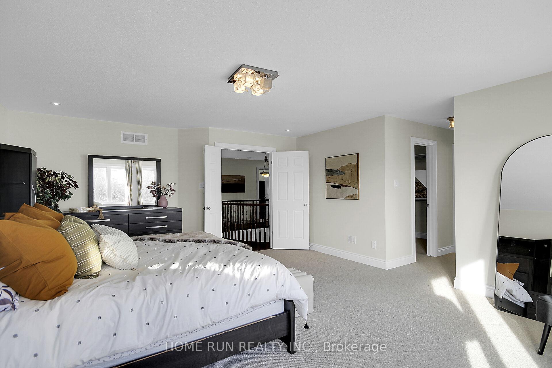 Photo 23 of 625 New Liskeard Crescent, Ottawa, Barrhaven - Hearts Desire — HOMEH