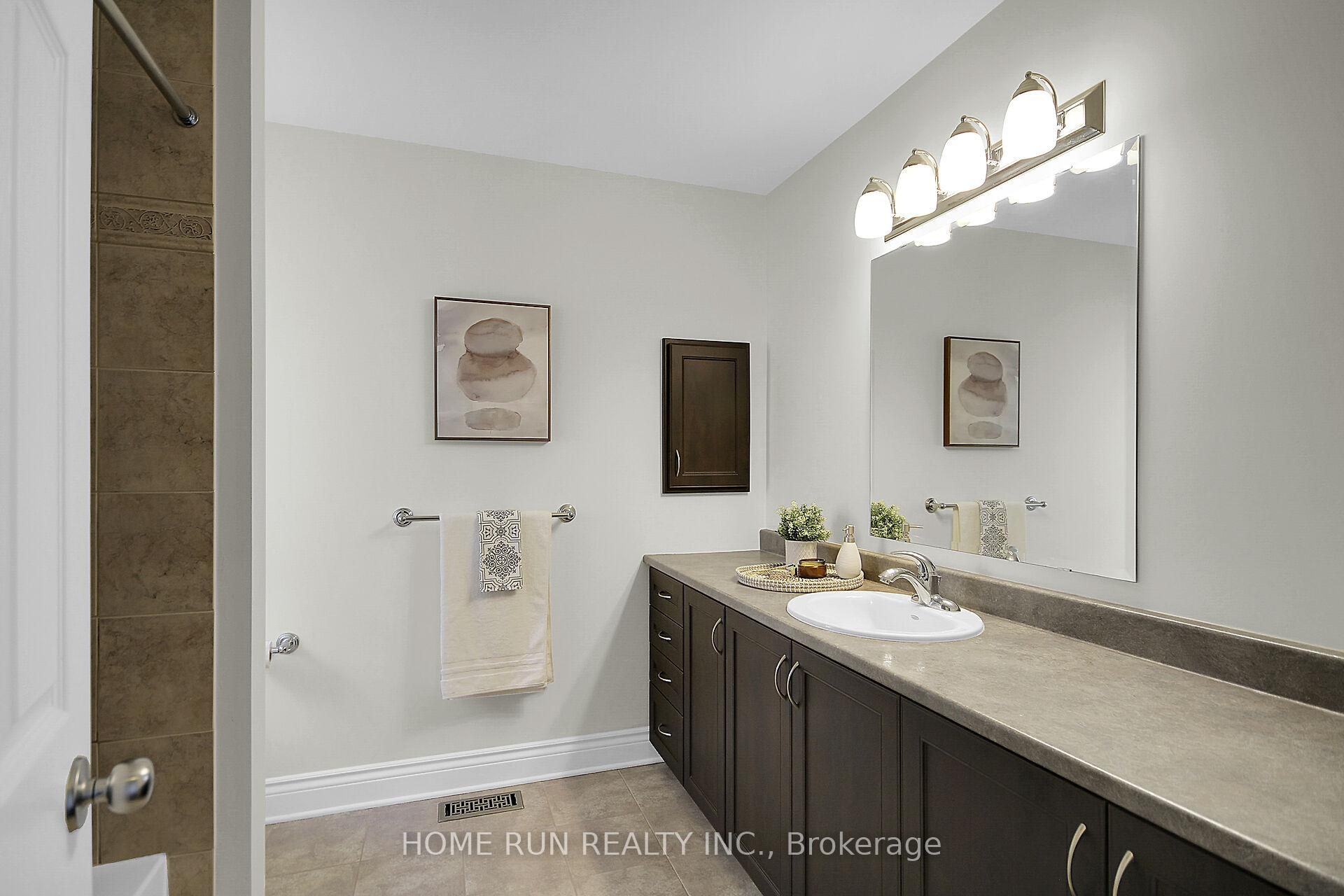 Photo 32 of 625 New Liskeard Crescent, Ottawa, Barrhaven - Hearts Desire — HOMEH