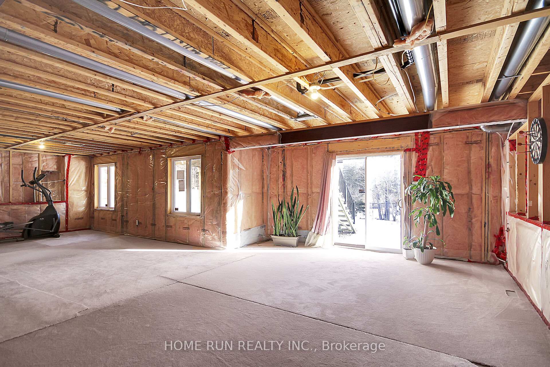 Photo 33 of 625 New Liskeard Crescent, Ottawa, Barrhaven - Hearts Desire — HOMEH