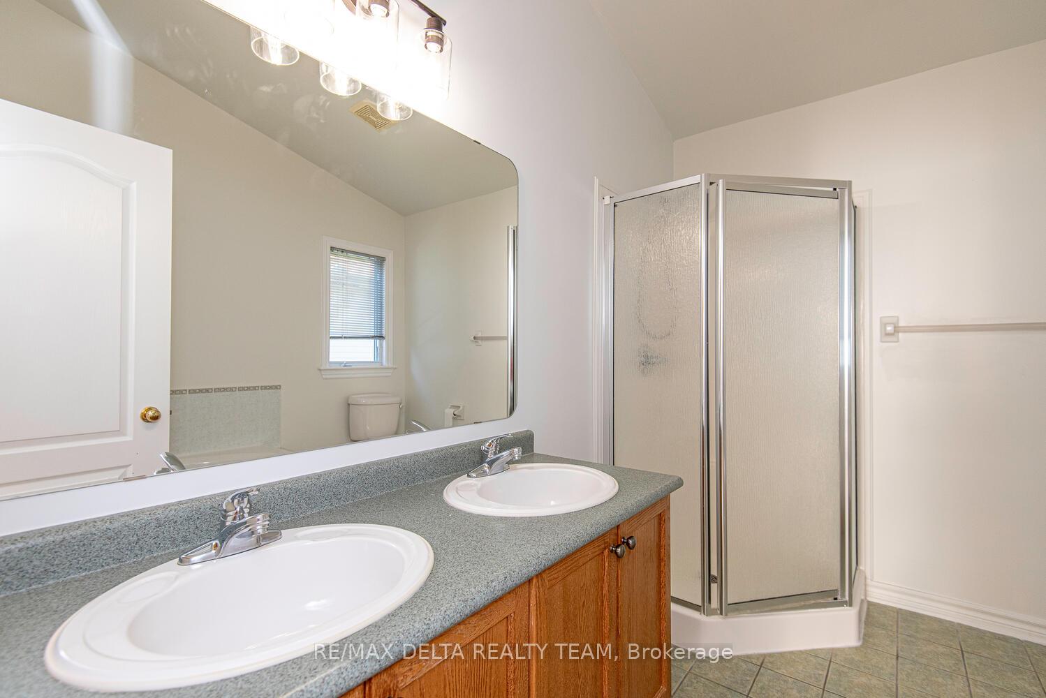 Photo 17 of 8 Spinney Way, Ottawa, Barrhaven - Longfields — HOMEH