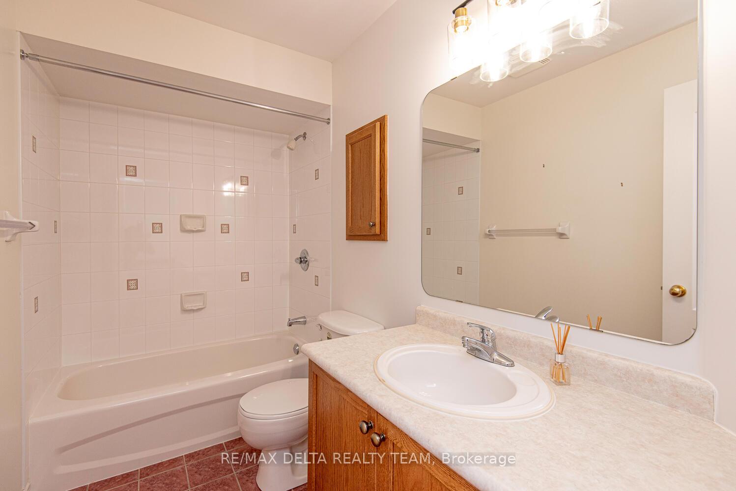 Photo 20 of 8 Spinney Way, Ottawa, Barrhaven - Longfields — HOMEH