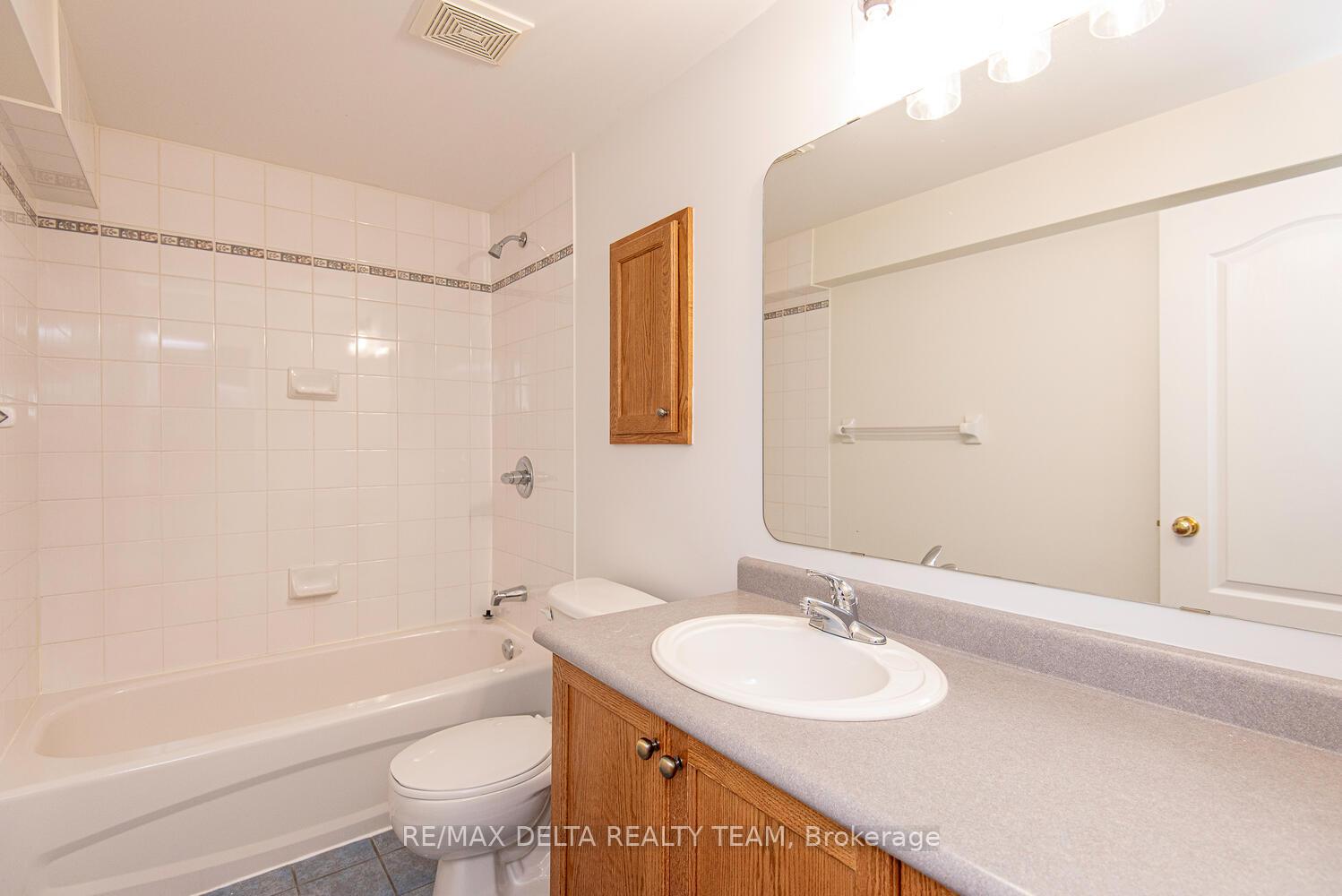 Photo 24 of 8 Spinney Way, Ottawa, Barrhaven - Longfields — HOMEH
