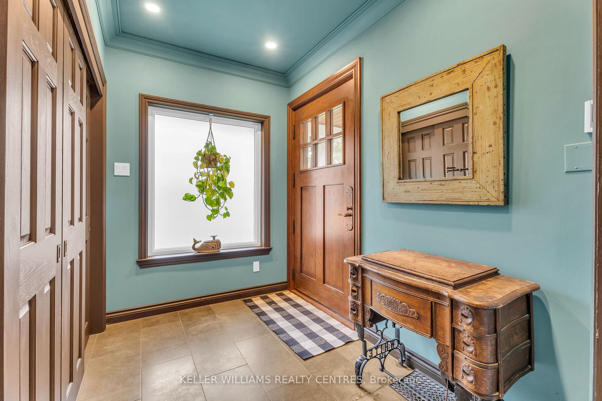 Photo 6 of 80 Connaught Avenue, Aurora, Aurora Village — HOMEH