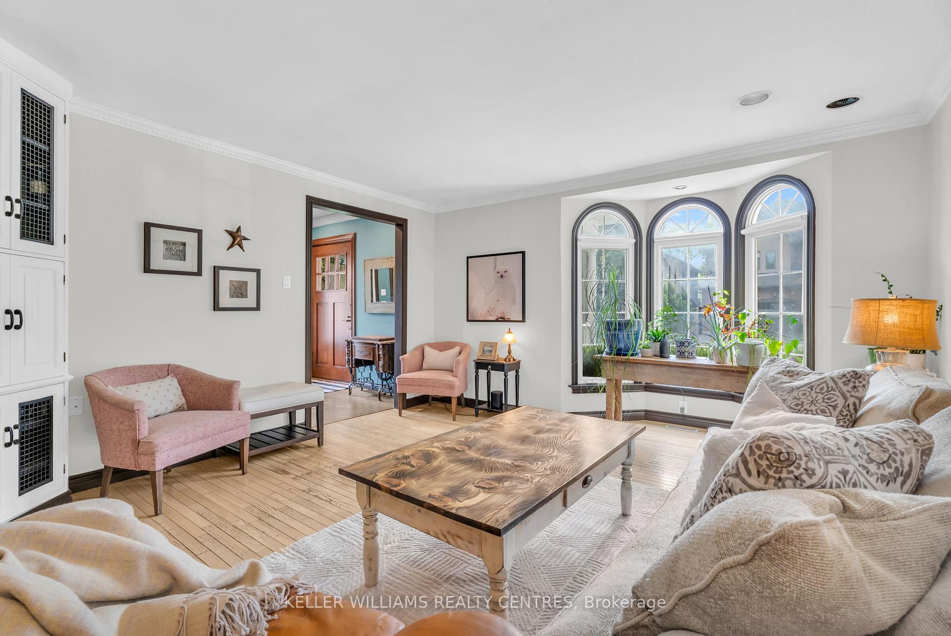 Photo 7 of 80 Connaught Avenue, Aurora, Aurora Village — HOMEH