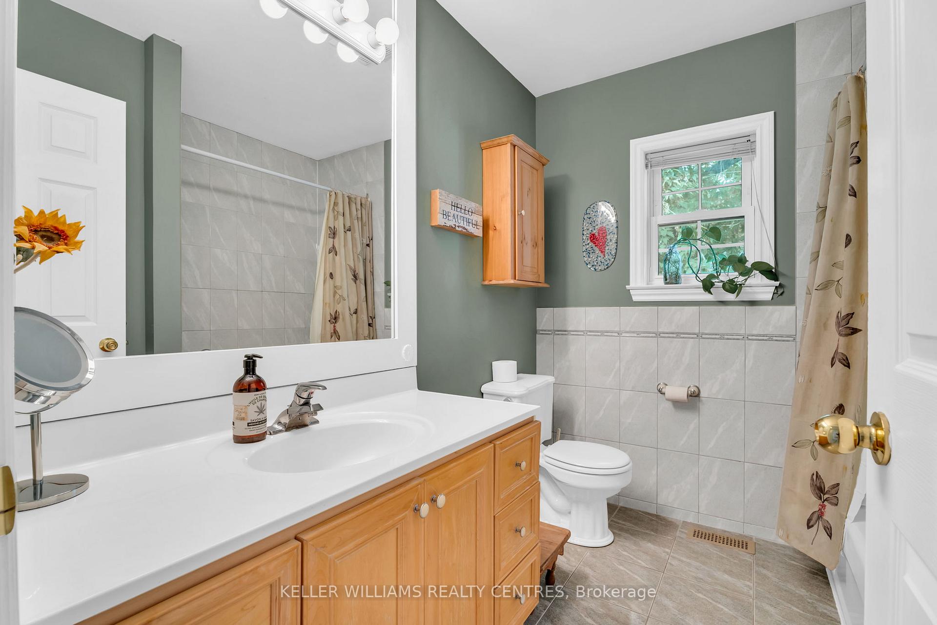 Photo 21 of 80 Connaught Avenue, Aurora, Aurora Village — HOMEH