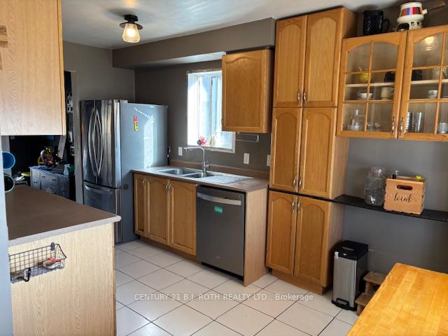 Photo 9 of 33 Wice Road, Barrie, Holly — HOMEH