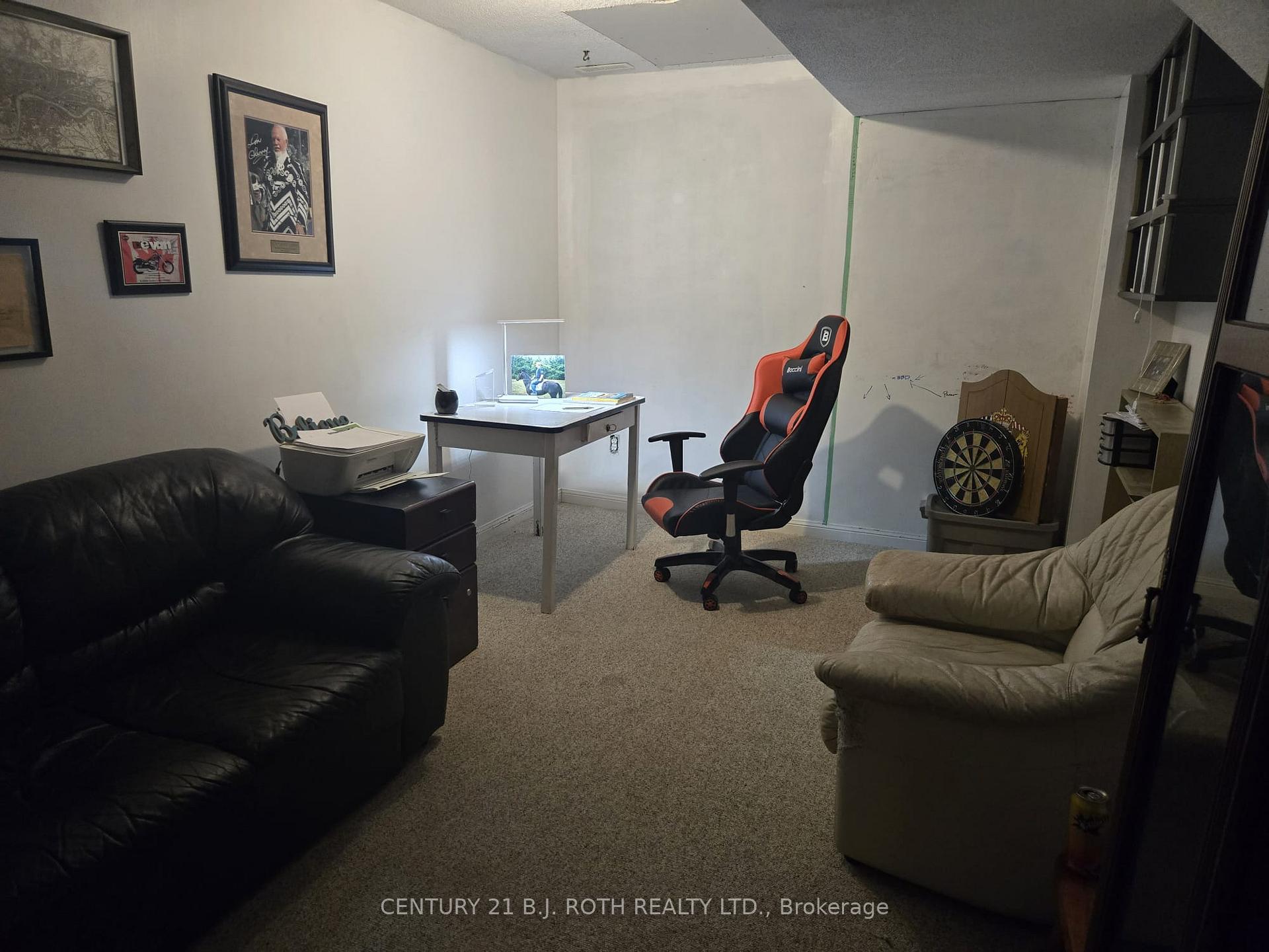 Photo 15 of 33 Wice Road, Barrie, Holly — HOMEH