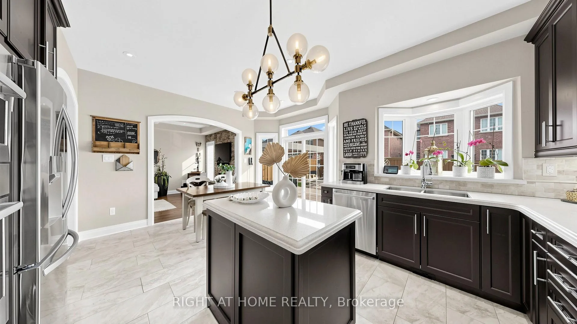 Photo 15 of 121 Sharplin Drive, Ajax, South East — HOMEH