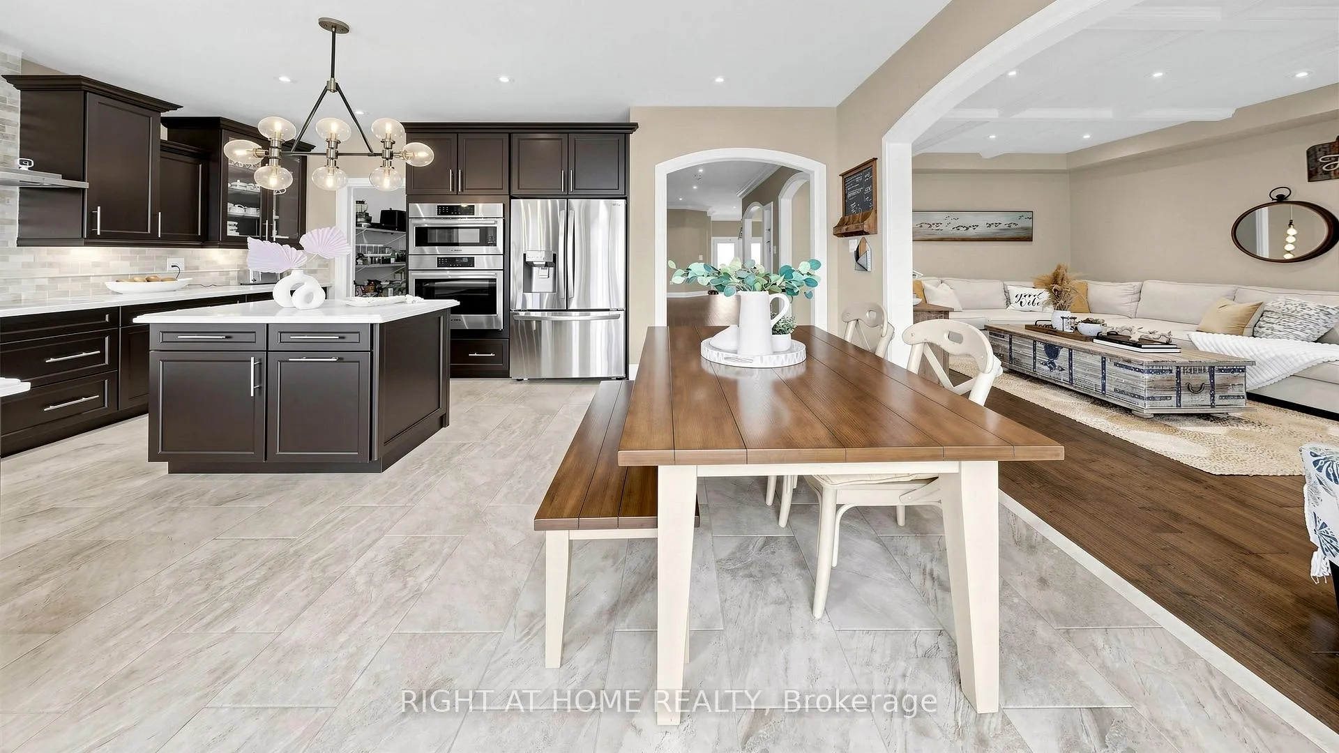 Photo 19 of 121 Sharplin Drive, Ajax, South East — HOMEH