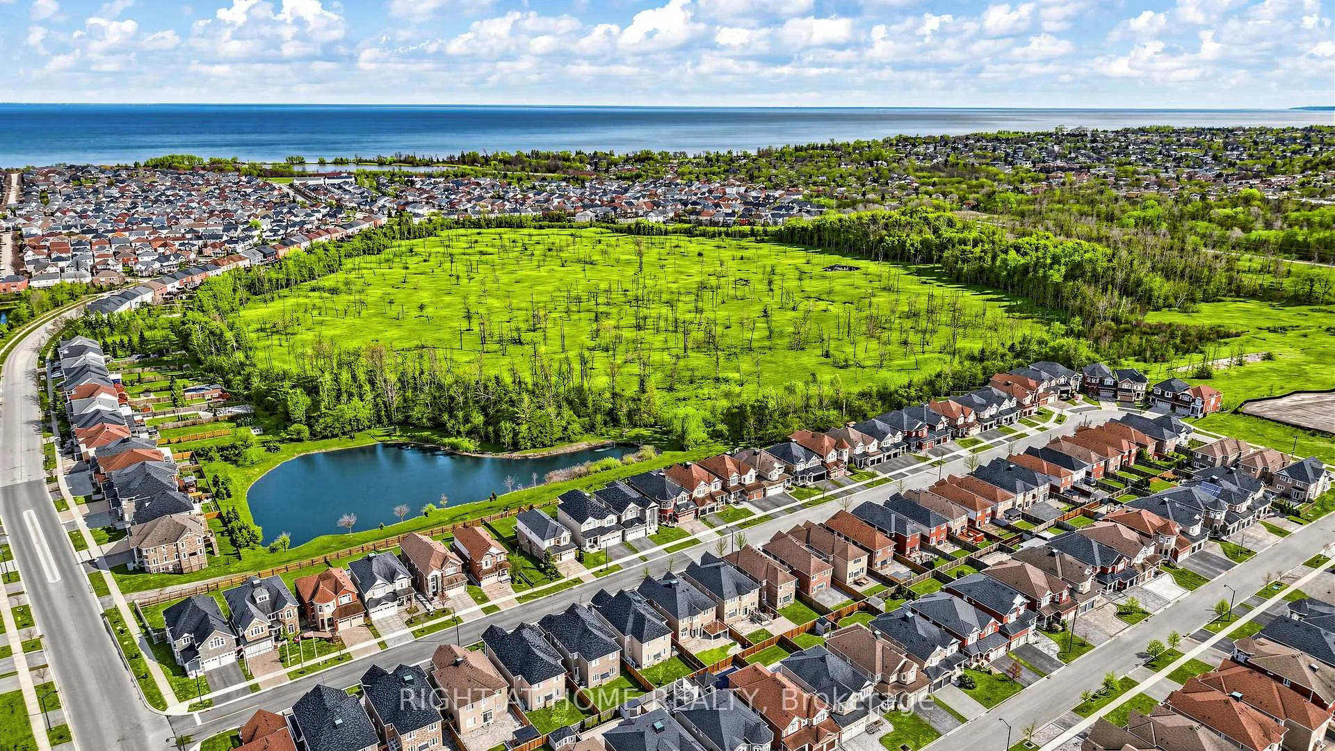 Photo 50 of 121 Sharplin Drive, Ajax, South East — HOMEH