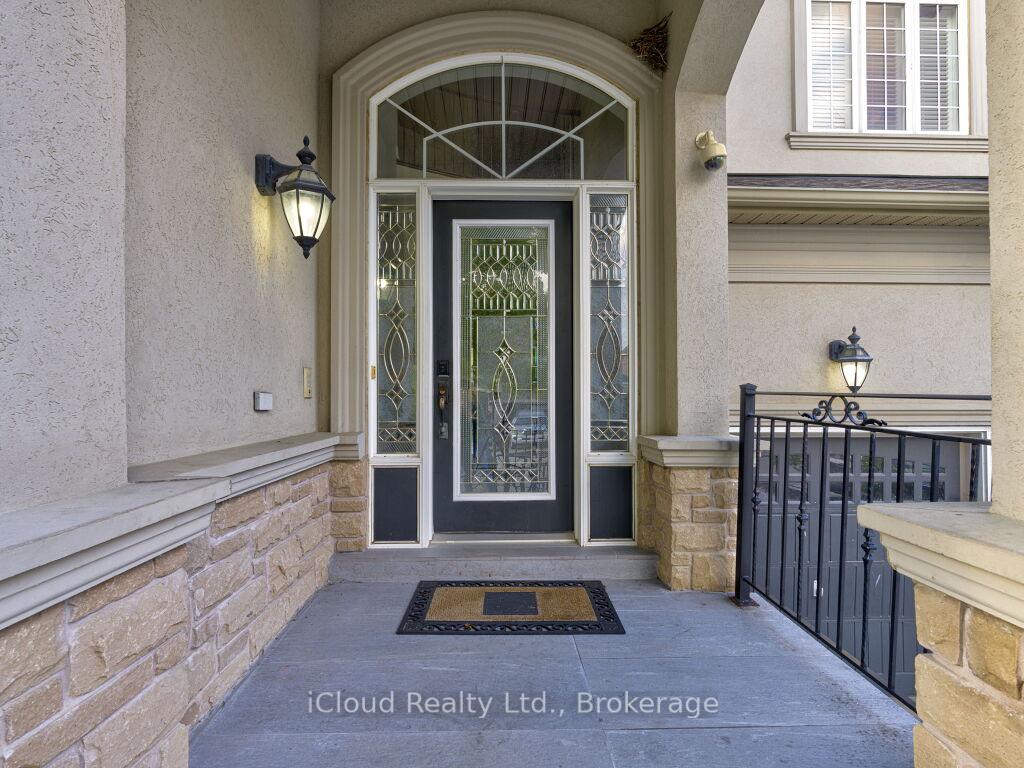Photo 5 of 3 Vissini Way, Brampton, Bram East — HOMEH