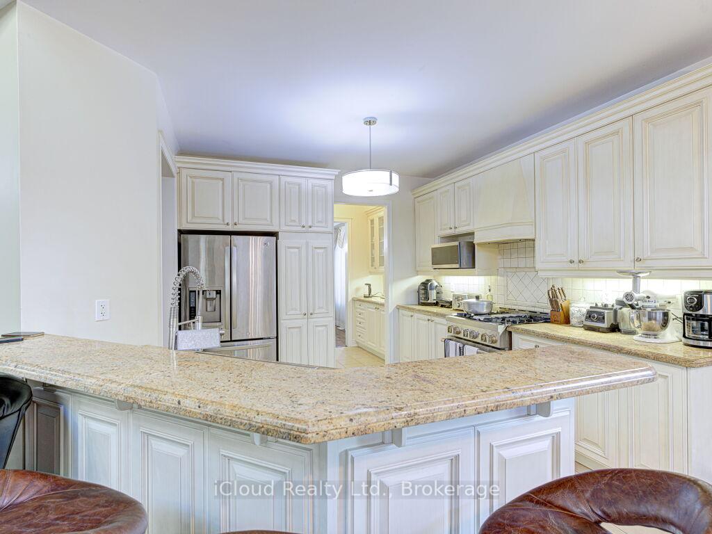 Photo 11 of 3 Vissini Way, Brampton, Bram East — HOMEH