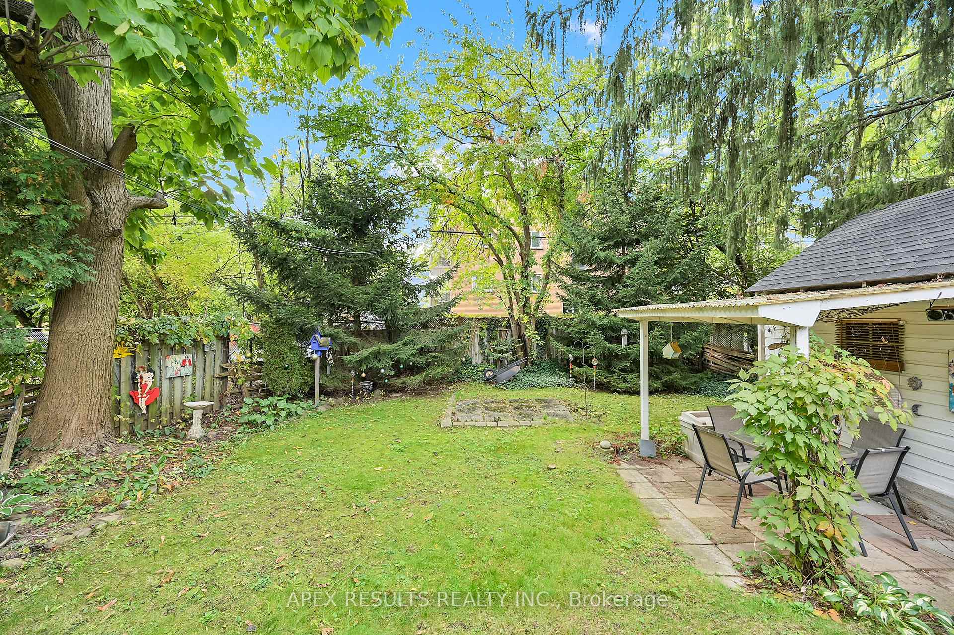 Photo 39 of 360 Guelph Line, Burlington, Brant — HOMEH