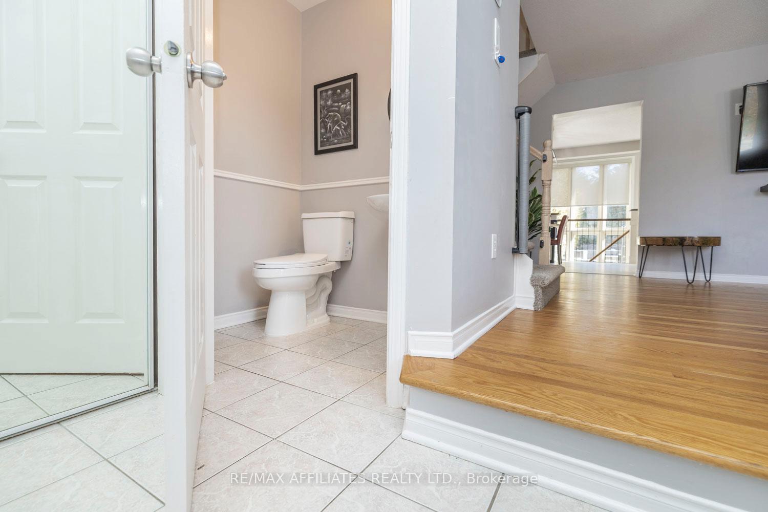 Photo 9 of 172 Mountshannon Drive, Ottawa, Barrhaven - Longfields — HOMEH