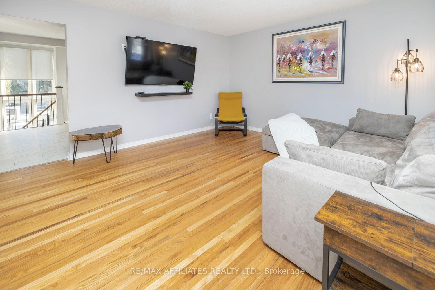 Photo 11 of 172 Mountshannon Drive, Ottawa, Barrhaven - Longfields — HOMEH