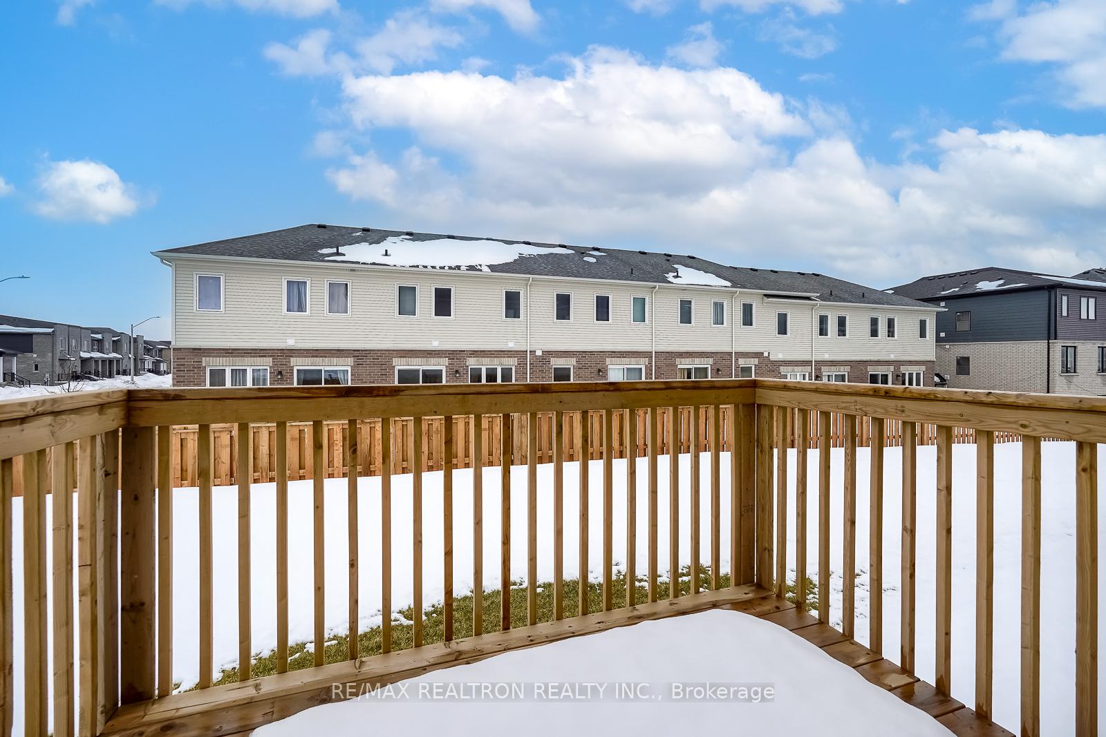 Photo 20 of 240 Prince William Way, Barrie, Rural Barrie Southeast — HOMEH