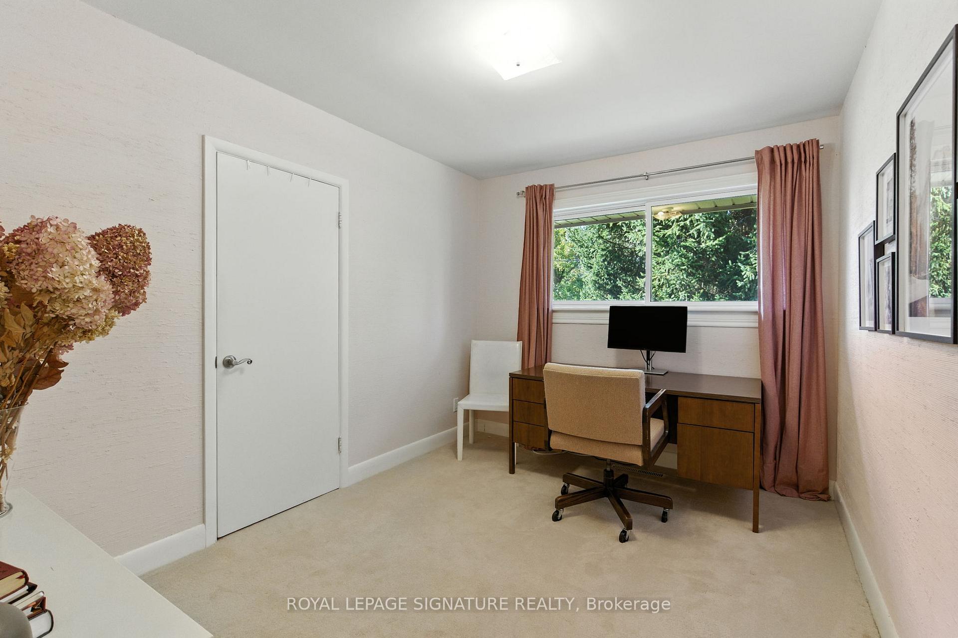 Photo 13 of 71 Grant Boulevard, Hamilton, Dundas — HOMEH