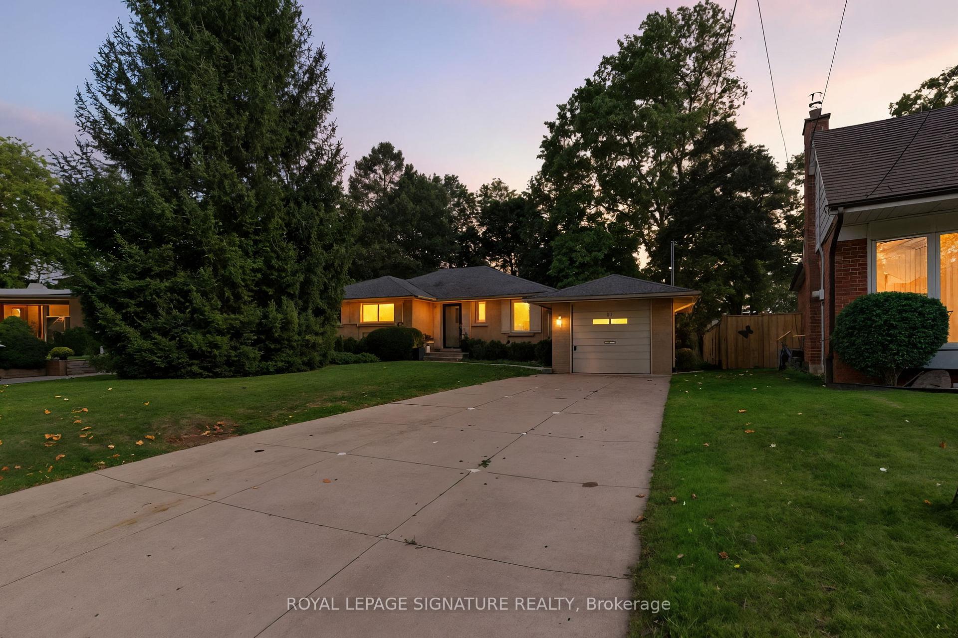 Photo 39 of 71 Grant Boulevard, Hamilton, Dundas — HOMEH